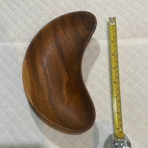 Peanut shaped wooden nut dish